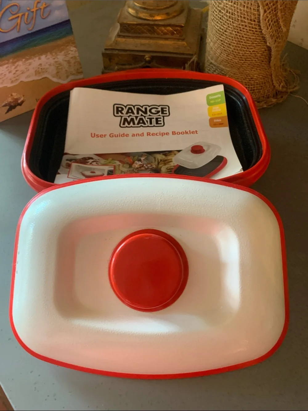 RANGE MATE grill for use in microwave only. Rectangle, RED and WHITE.